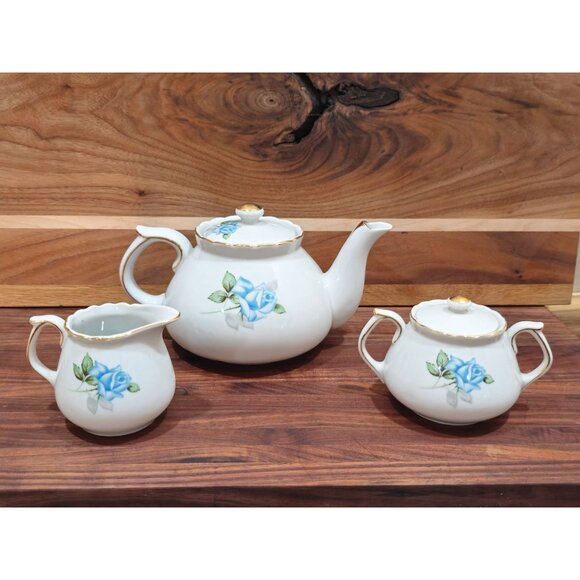 Vintage Blue Rose Shafford China Porcelain Tea Set - Teapot Sugar Bowl & Creamer - Picture 8 of 11